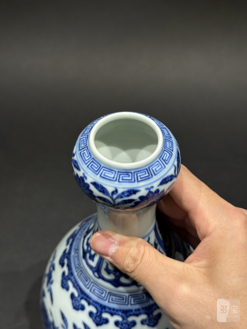清乾隆青花折枝花卉纹蒜头瓶-多宝古瓷宝典
